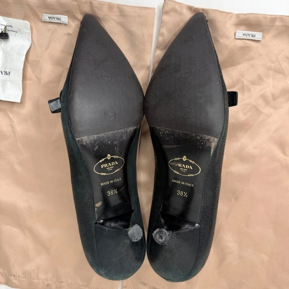 Prada Black Pebbled Leather Pointed Toe Buckle Kitten Heel Pumps 38.5 Italy - Picture 6 of 10